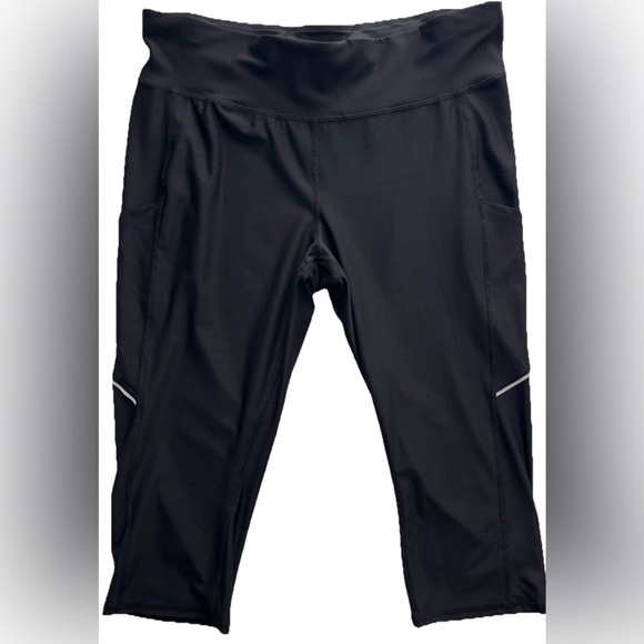 Xersion Black Athletic Fitted Capri Pants Yoga Workout Pocket Size XL - Picture 1 of 11